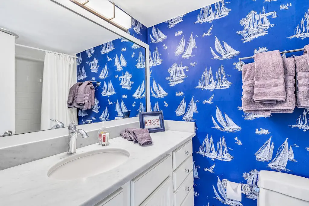 First Floor Condo near the beach with beach gear, washer/dryer, and pool