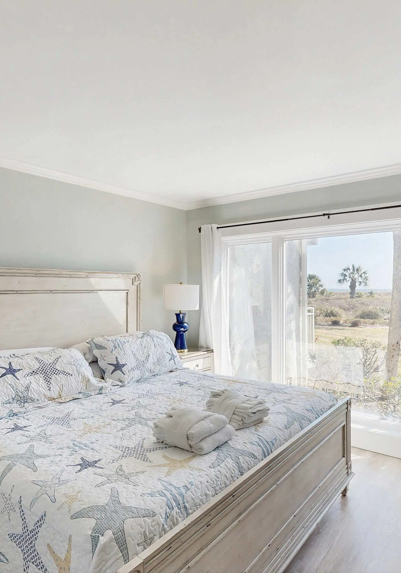 First Floor Condo near the beach with beach gear, washer/dryer, and pool