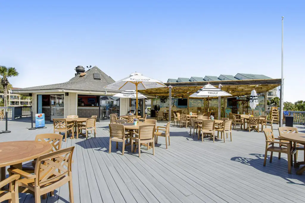 Direct Ocean View Condo with balcony, pools, tennis, pickleball