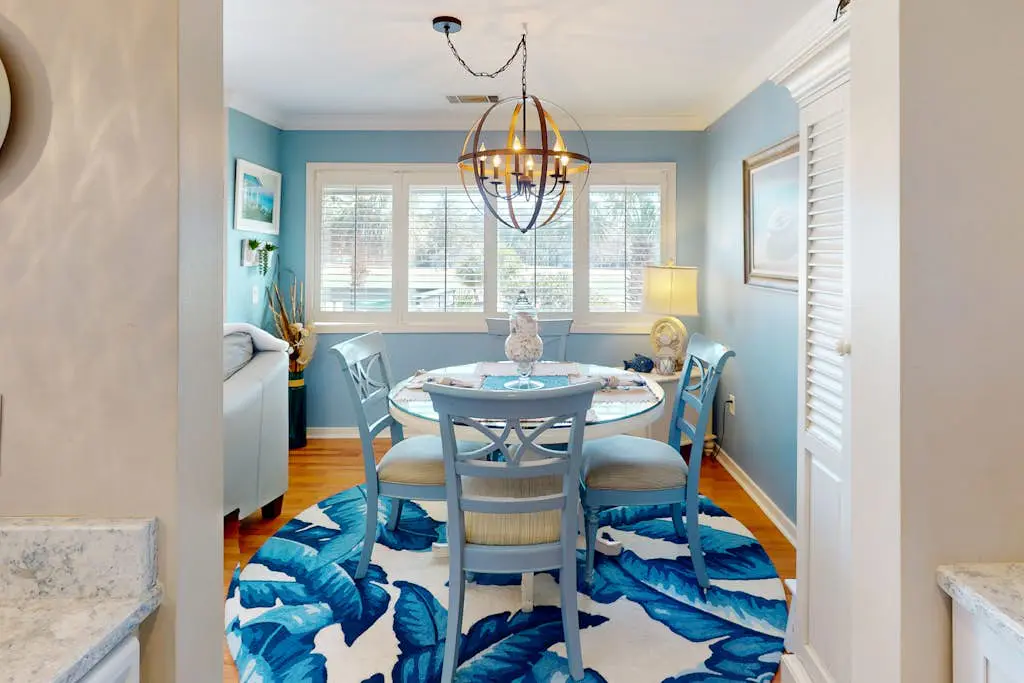 Palmetto Dunes condo w/ shared pool, private W/D + beach access