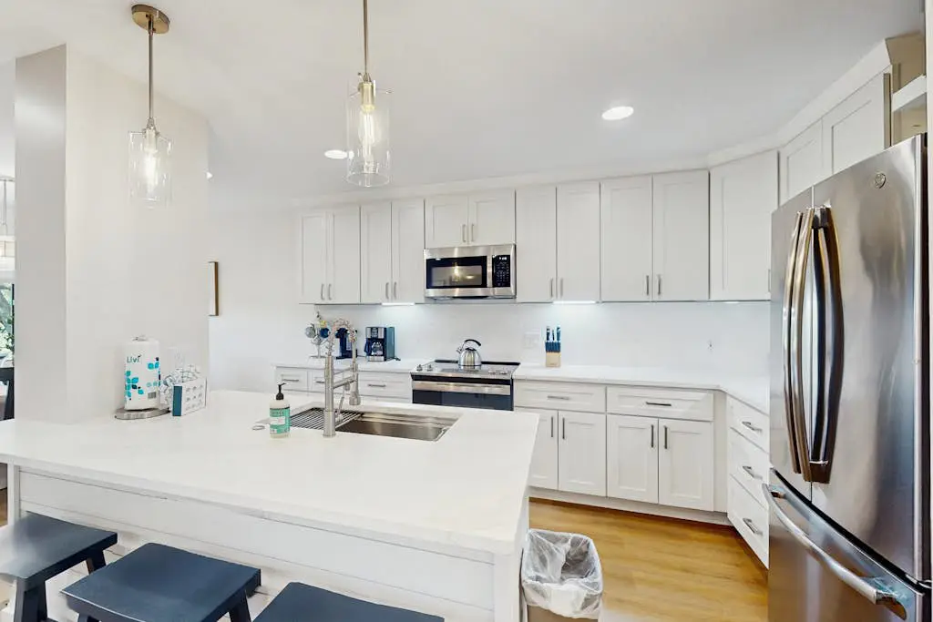 George Fazio Golf Course front condo w/ beach access & on-site pool and tennis