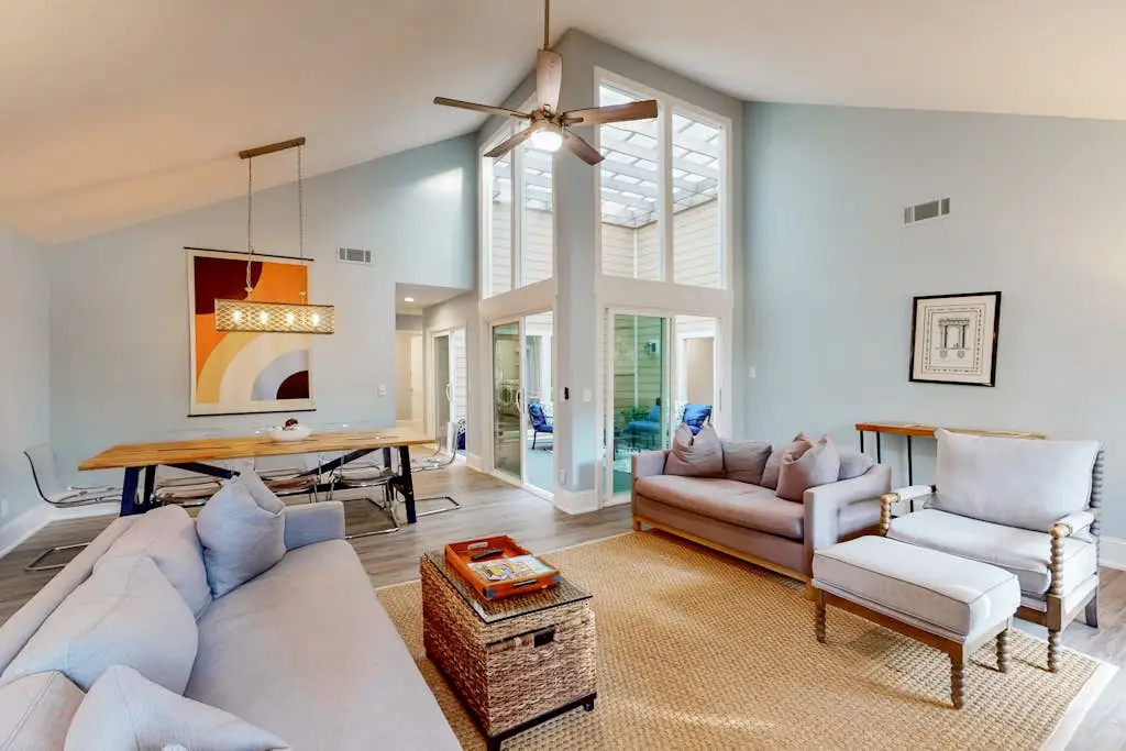 Sea Pines Home with firepit, deck and close to Lawton Stables
