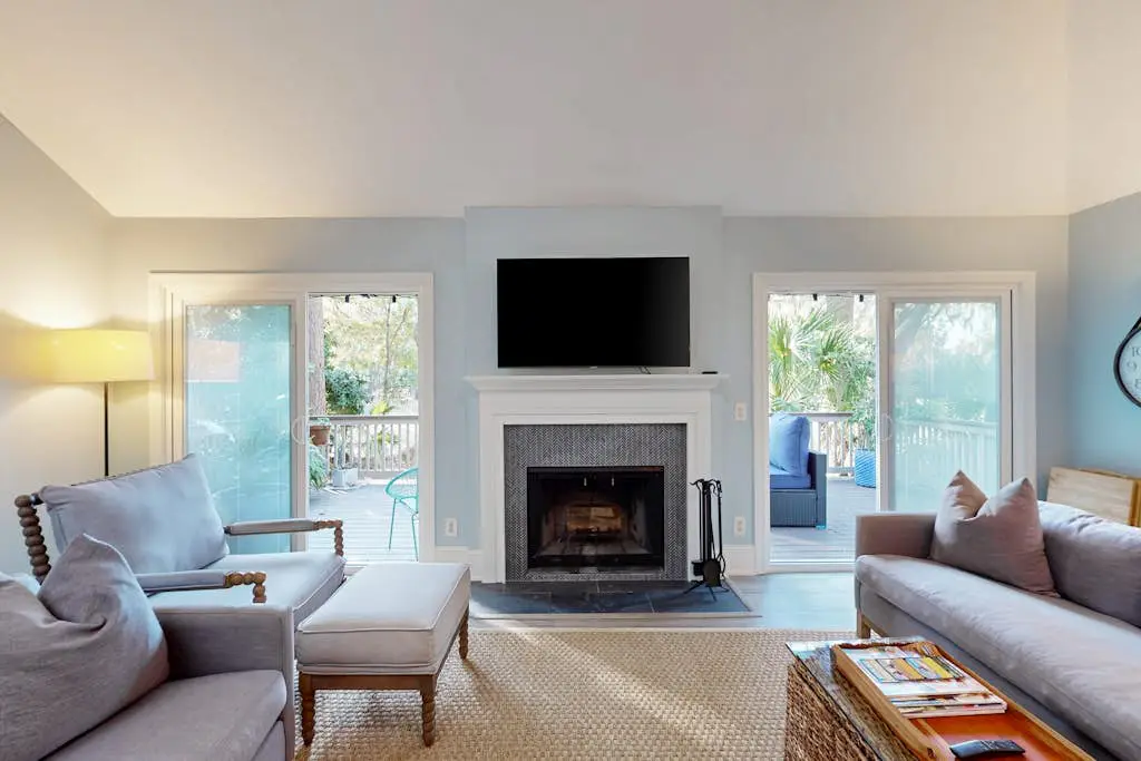 Sea Pines Home with firepit, deck and close to Lawton Stables