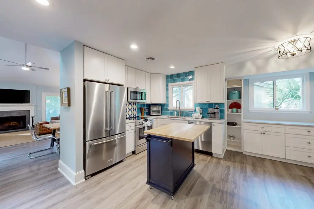Sea Pines Home with firepit, deck and close to Lawton Stables