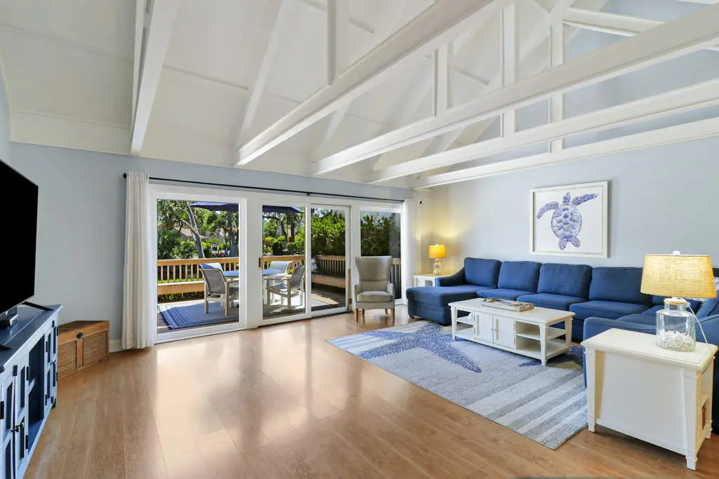 Spacious Palmetto Dunes Condo, Sunny Deck,  View of Lagoon, Complex Pool