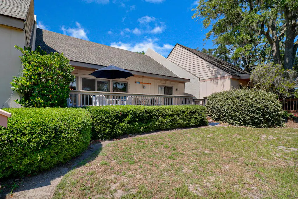 Spacious Palmetto Dunes Condo, Sunny Deck,  View of Lagoon, Complex Pool