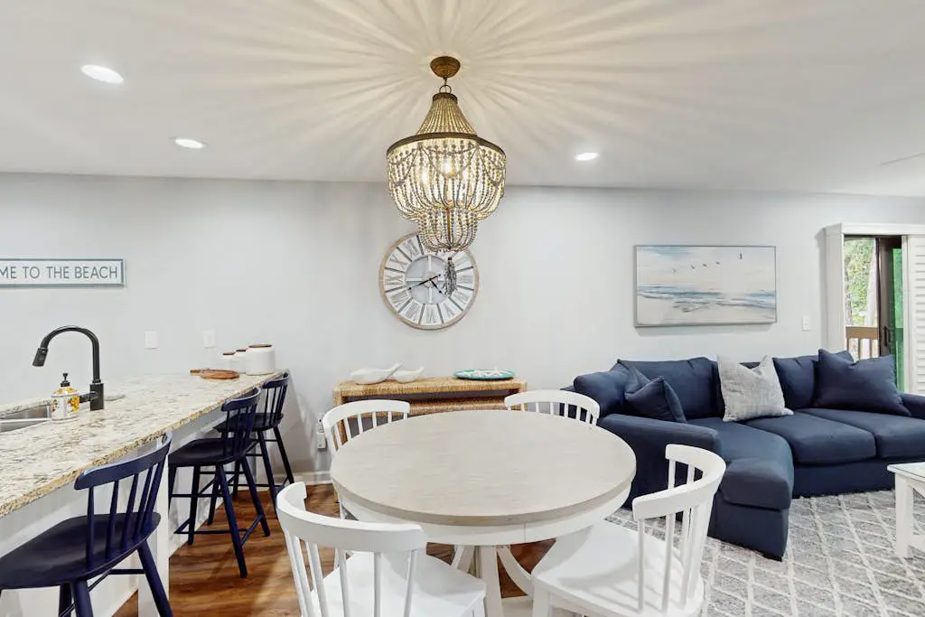 Dog-Friendly Condo with pool, golf, and just steps to the beach