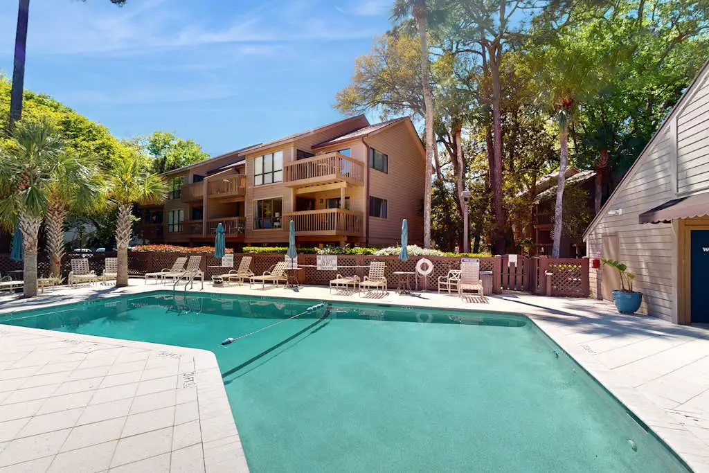 Dog-Friendly Condo with pool, golf, and just steps to the beach