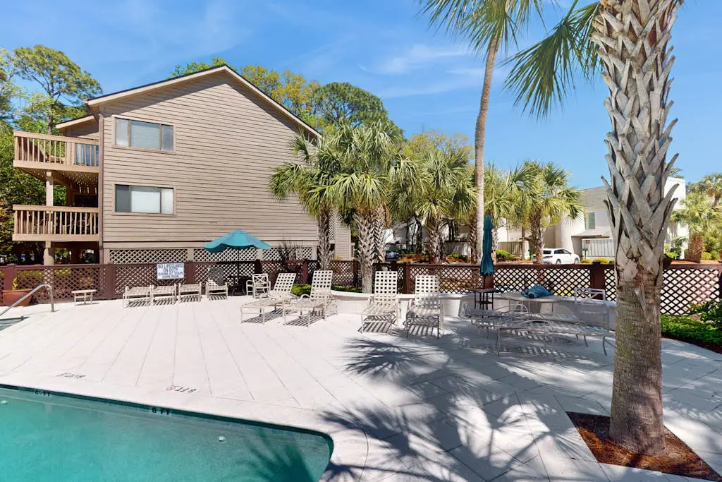 Dog-Friendly Condo with pool, golf, and just steps to the beach