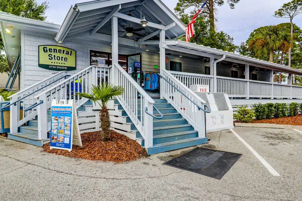 Dog-Friendly Condo with pool, golf, and just steps to the beach