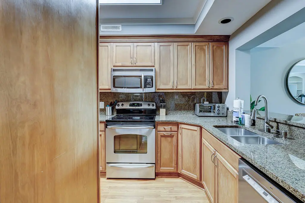 Oceanview and Pool view Condo- with beach access from boardwalk