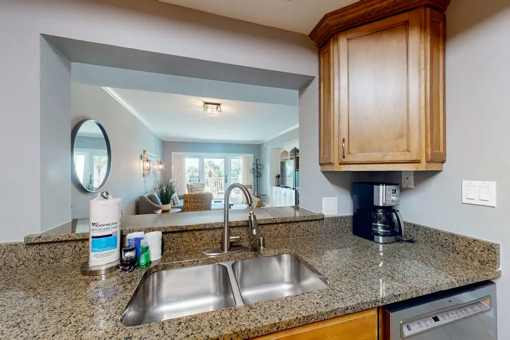 Oceanview and Pool view Condo- with beach access from boardwalk