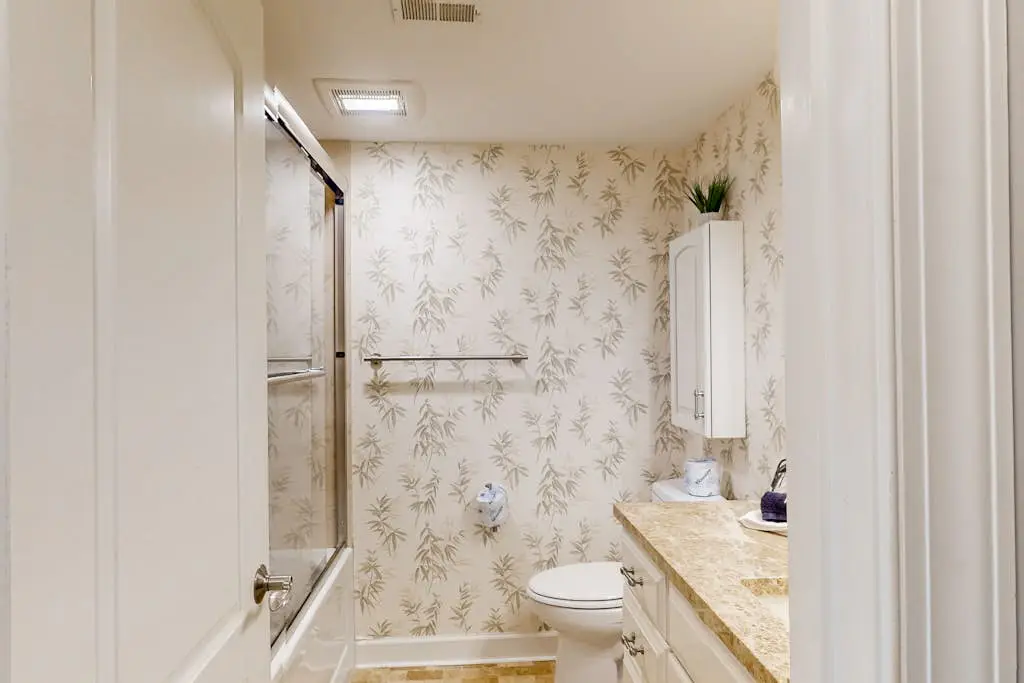 Oceanview and Pool view Condo- with beach access from boardwalk