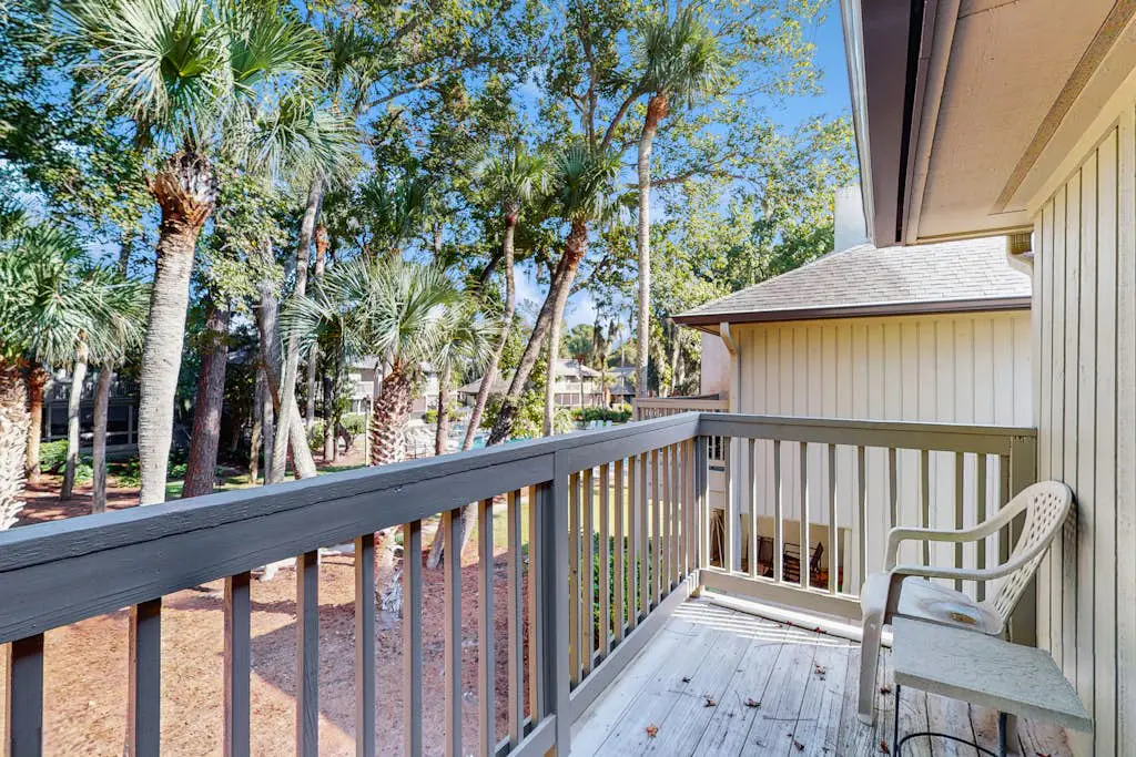 Shipyard Condo next to pool, near tennis, beach and restaurants