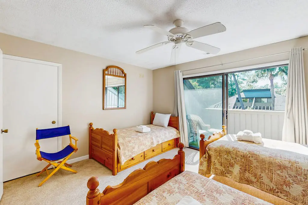 Shipyard Condo next to pool, near tennis, beach and restaurants