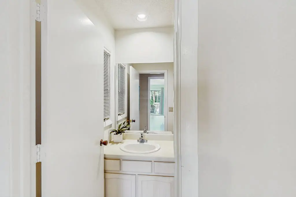 Shipyard Condo next to pool, near tennis, beach and restaurants