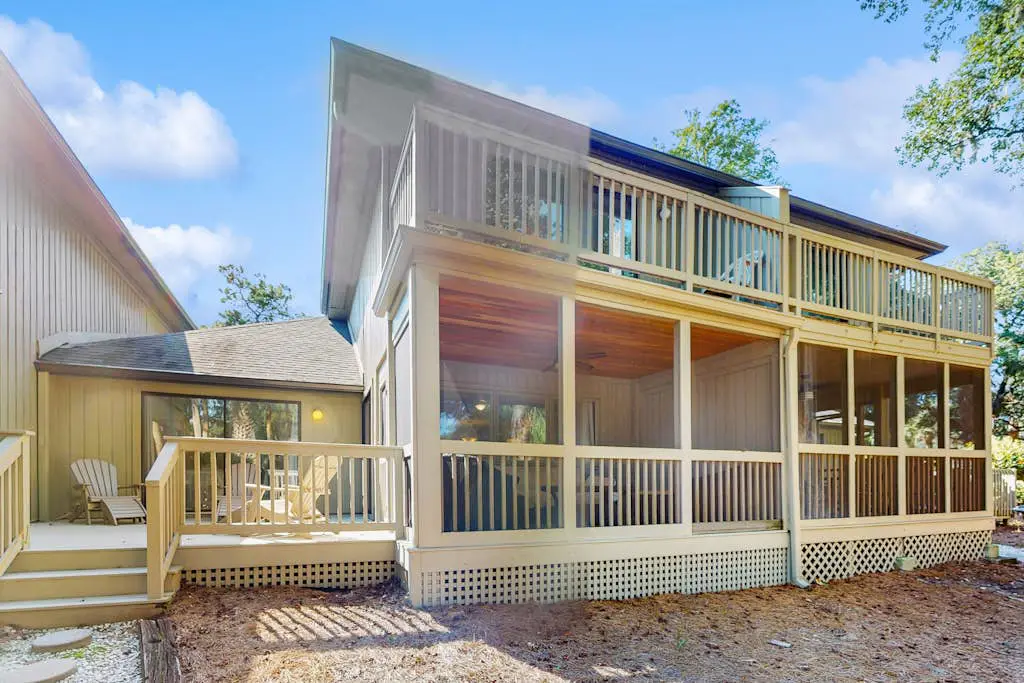 Shipyard Condo next to pool, near tennis, beach and restaurants