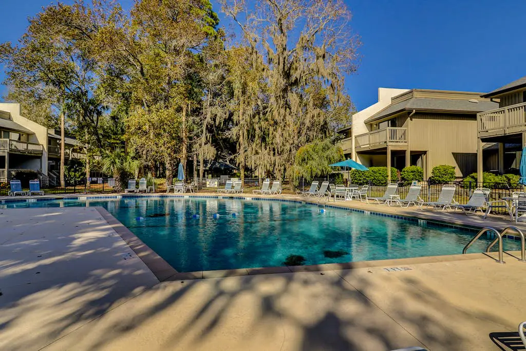 Shipyard Condo next to pool, near tennis, beach and restaurants