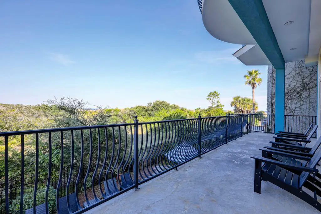 Ocean and Marsh View Home with private pool, dog friendly, beachfront