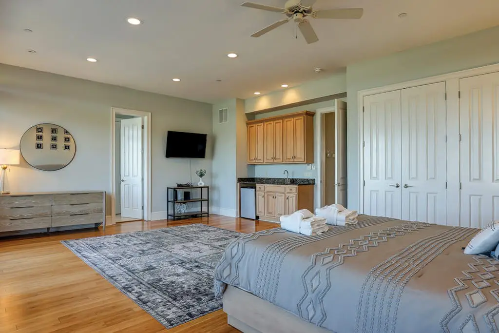 Ocean and Marsh View Home with private pool, dog friendly, beachfront