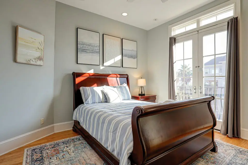 Ocean and Marsh View Home with private pool, dog friendly, beachfront