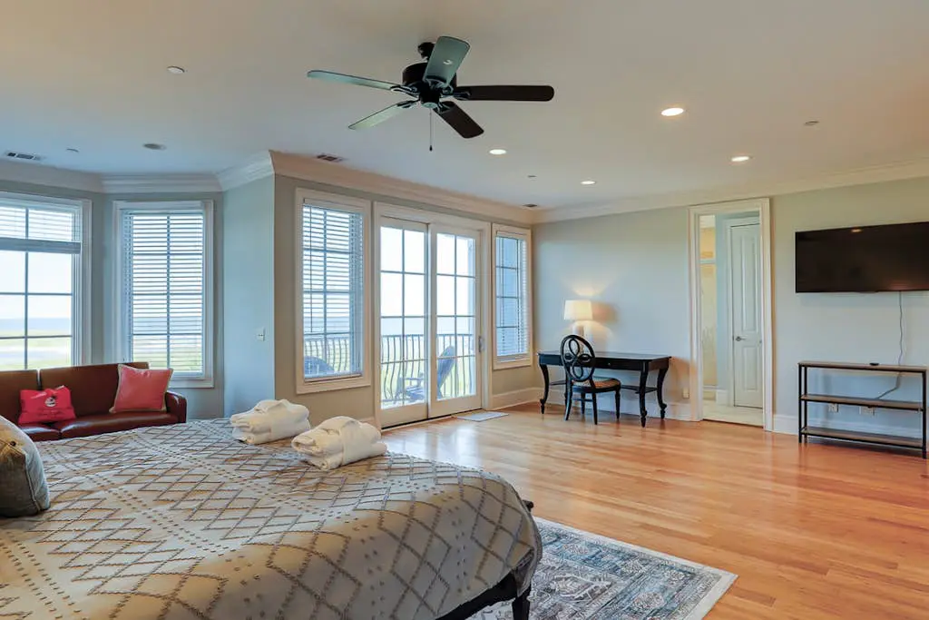 Ocean and Marsh View Home with private pool, dog friendly, beachfront