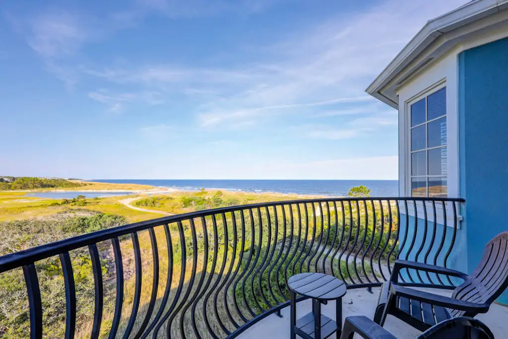 Ocean and Marsh View Home with private pool, dog friendly, beachfront