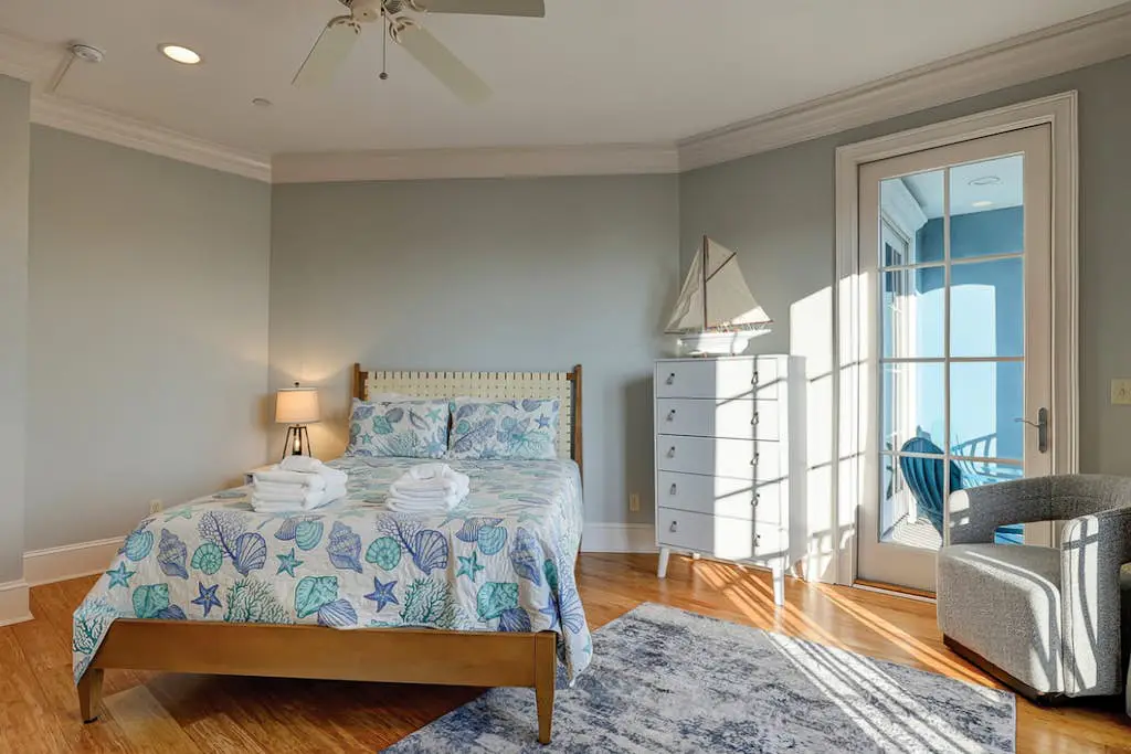 Ocean and Marsh View Home with private pool, dog friendly, beachfront