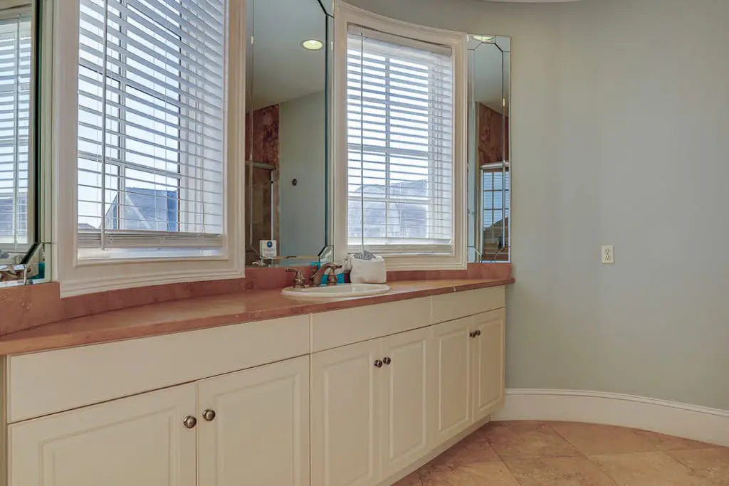 Ocean and Marsh View Home with private pool, dog friendly, beachfront
