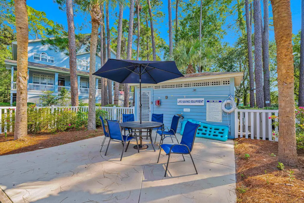 Family Friendly Condo - Across From Islanders Beach Park!