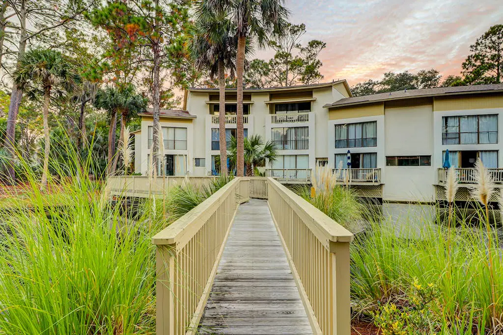 Villa with a 2 outdoor pools, bike paths, and a short walk to Coligny Beach