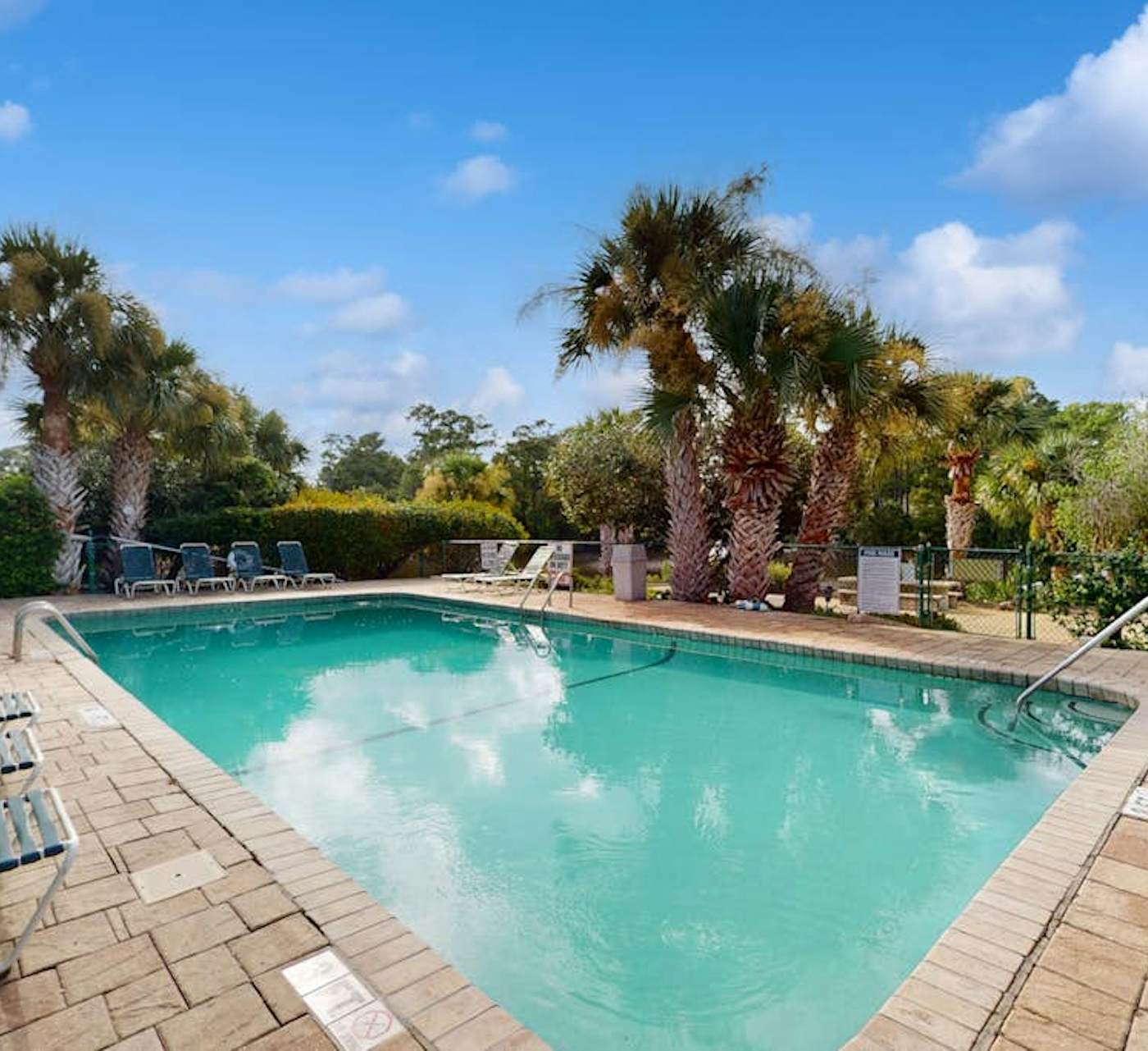 Condo in Hilton Head, SC - Queens Grant 578 - Vacasa