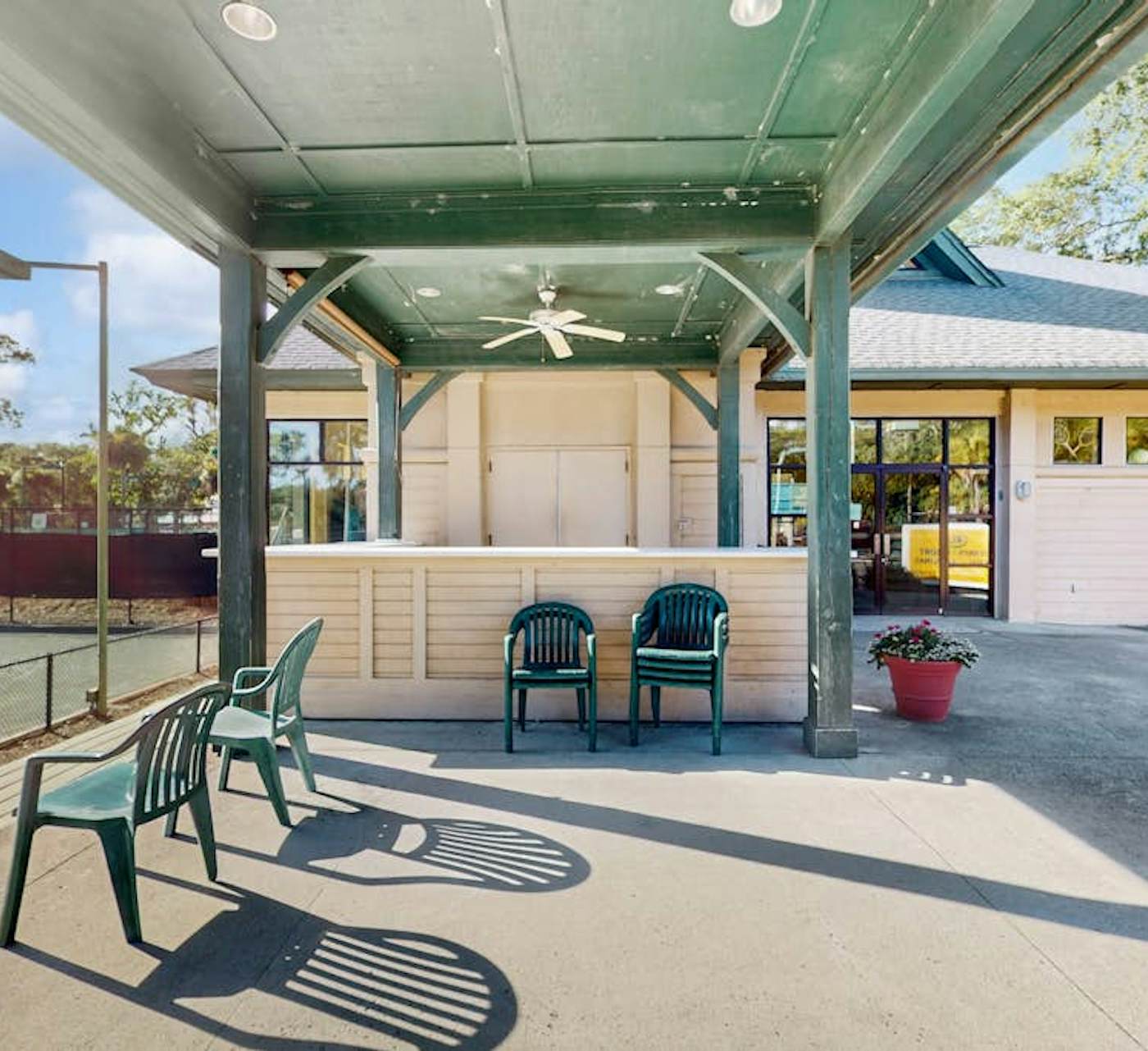 Condo in Hilton Head, SC - Queens Grant 578 - Vacasa