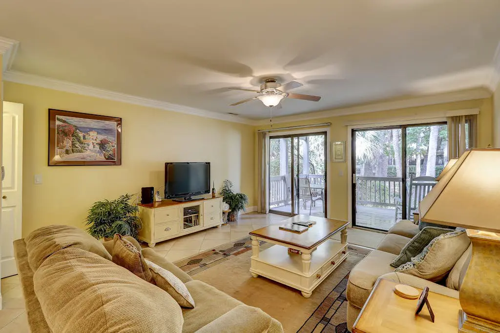 Beautifully remodeled villa w/ WiFi, inviting porch & balconies - walk to beach