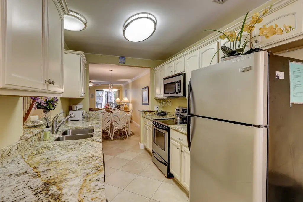 Beautifully remodeled villa w/ WiFi, inviting porch & balconies - walk to beach