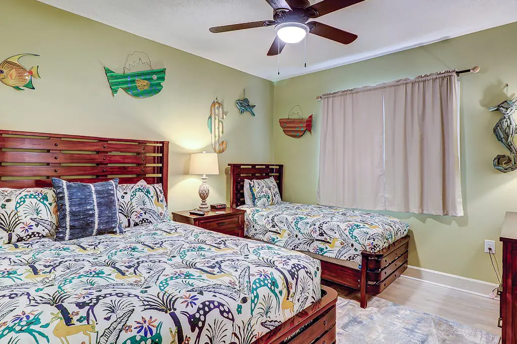 Stunning oceanfront villa with WiFi, pool & hot tub, private balcony