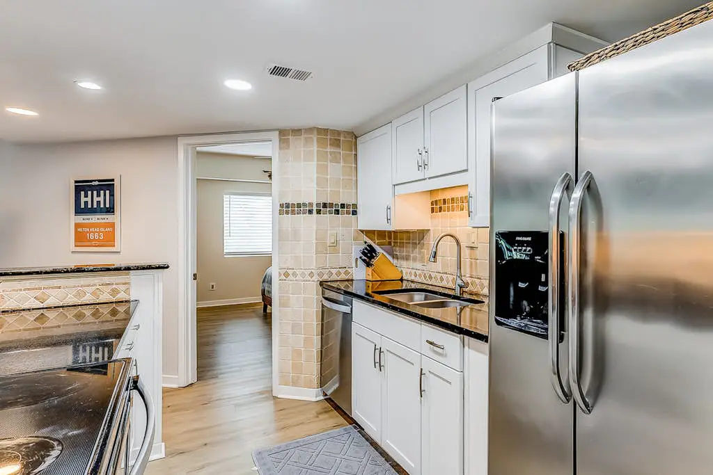 Villa with pool, tennis courts, & private patio - walk to the beach