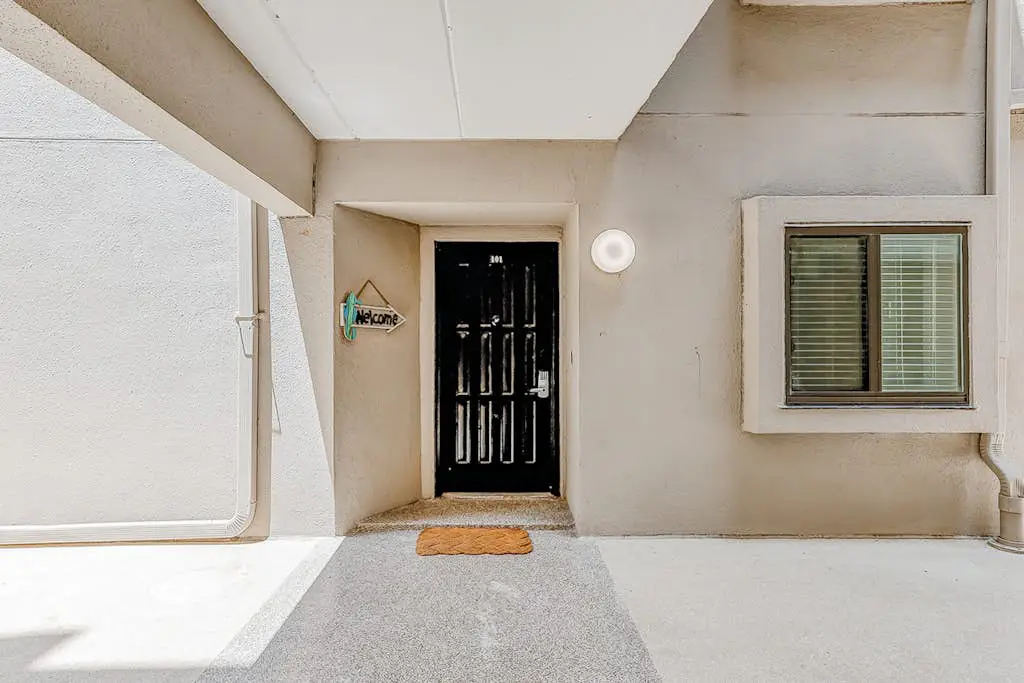 Villa with pool, tennis courts, & private patio - walk to the beach