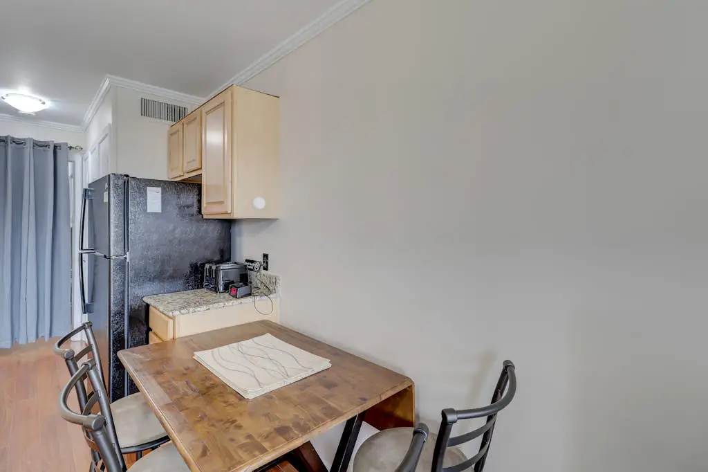Beautifully renovated 1 bedroom villa with shared pool- ocean views