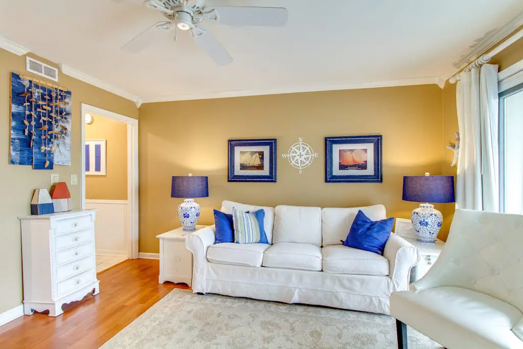 Beachside Condo with Shared Pool & Private Balcony Retreat