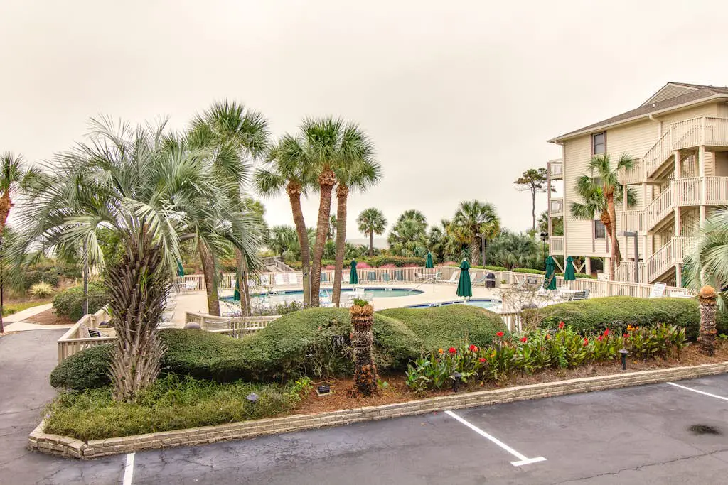 Beachside Condo with Shared Pool & Private Balcony Retreat