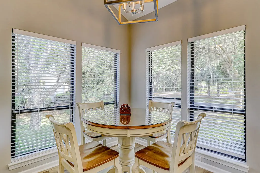 Retreat w/ panoramic lagoon views, shared pool, golf courses & tennis courts