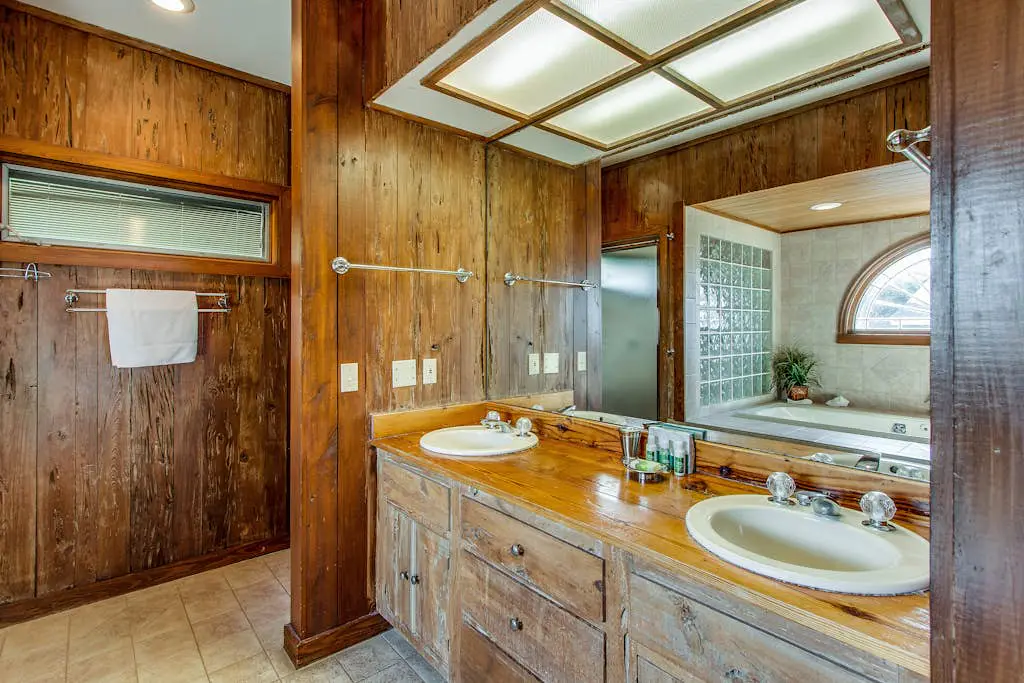 Beachfront home with private pool, expansive deck & breathtaking views