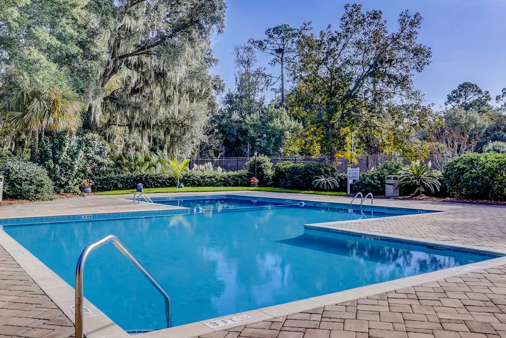 Newly-renovated condo w/ lagoon views, shared pool, & tennis courts