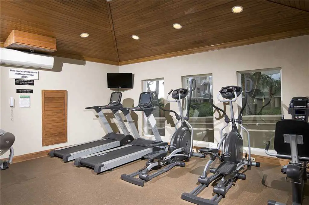 Coastal condo on the beach w/ panoramic views, beach access & a shared pool