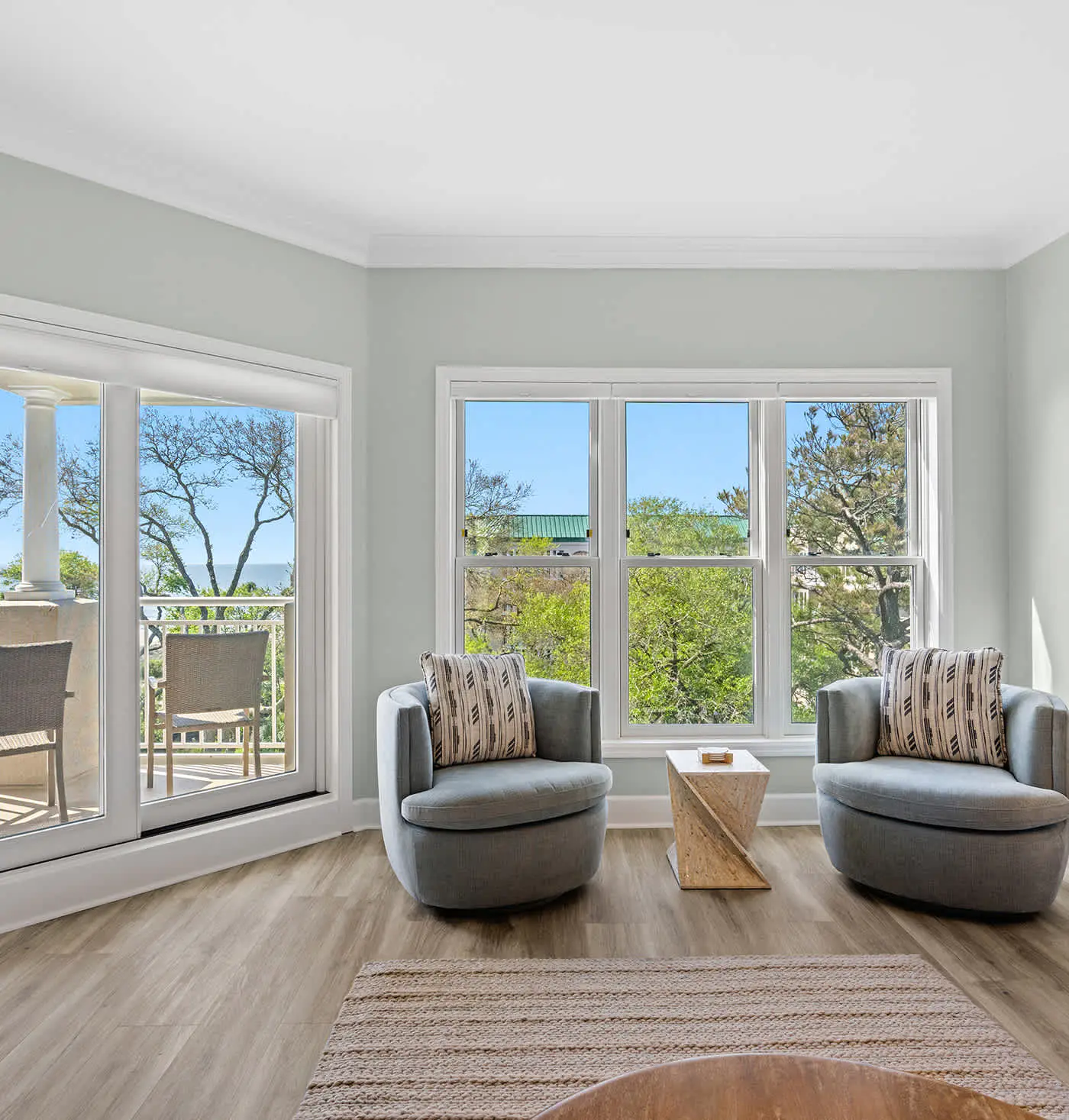Coastal condo on the beach w/ panoramic views, beach access & a shared pool