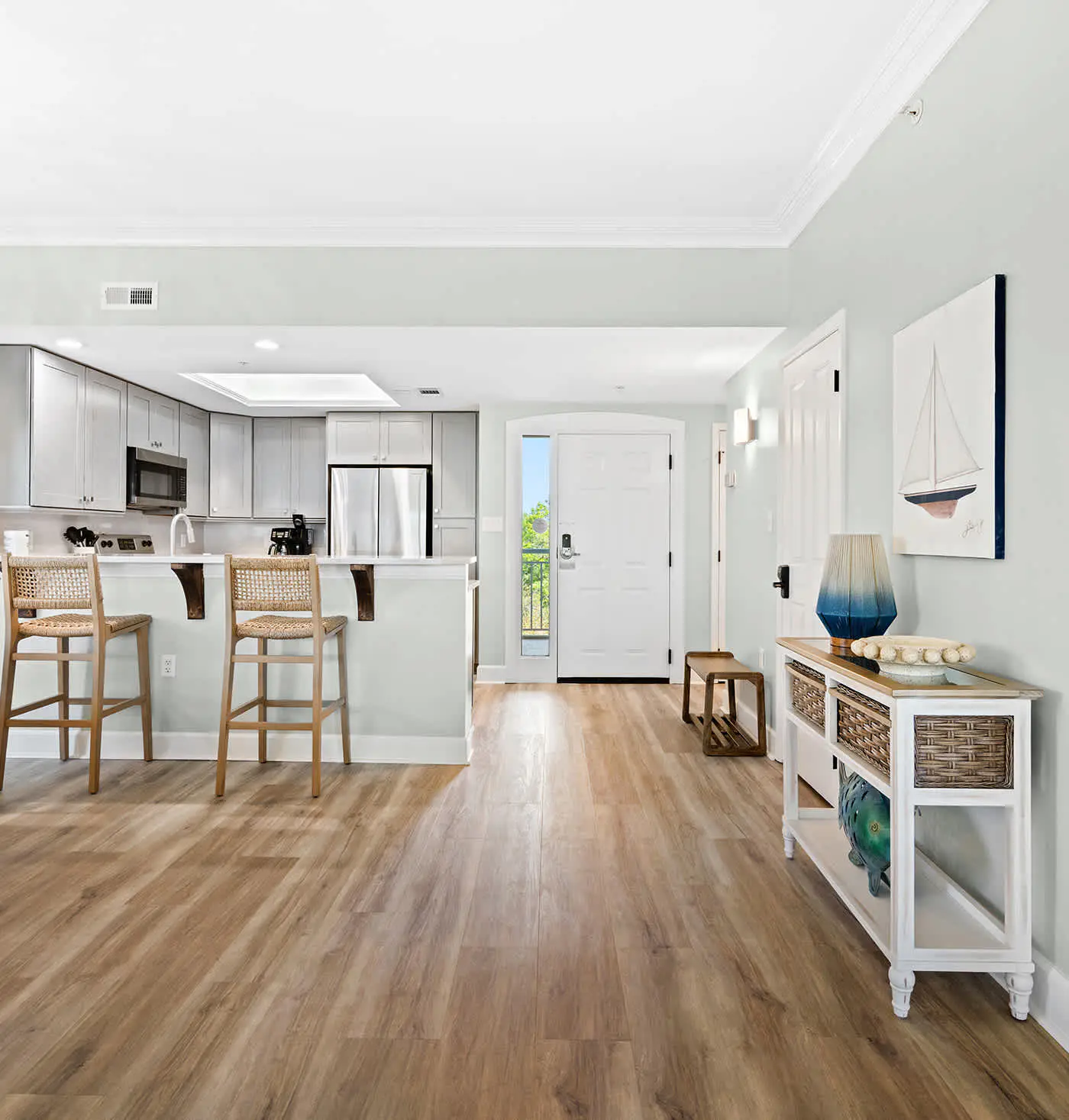 Coastal condo on the beach w/ panoramic views, beach access & a shared pool