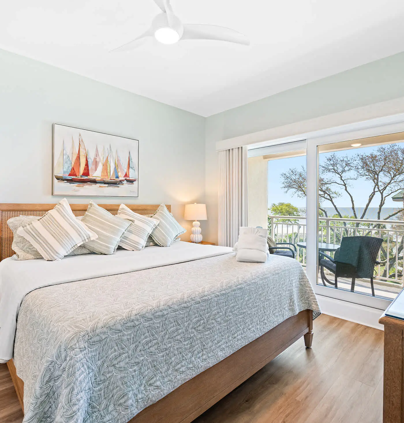 Coastal condo on the beach w/ panoramic views, beach access & a shared pool