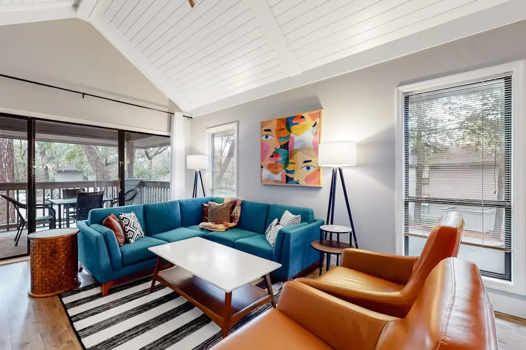 Family-Friendly Condo w/Free WiFi, Covered Porch, Washer/Dryer, and Shared Pool