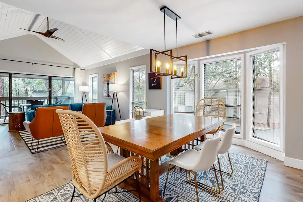 Family-Friendly Condo w/Free WiFi, Covered Porch, Washer/Dryer, and Shared Pool